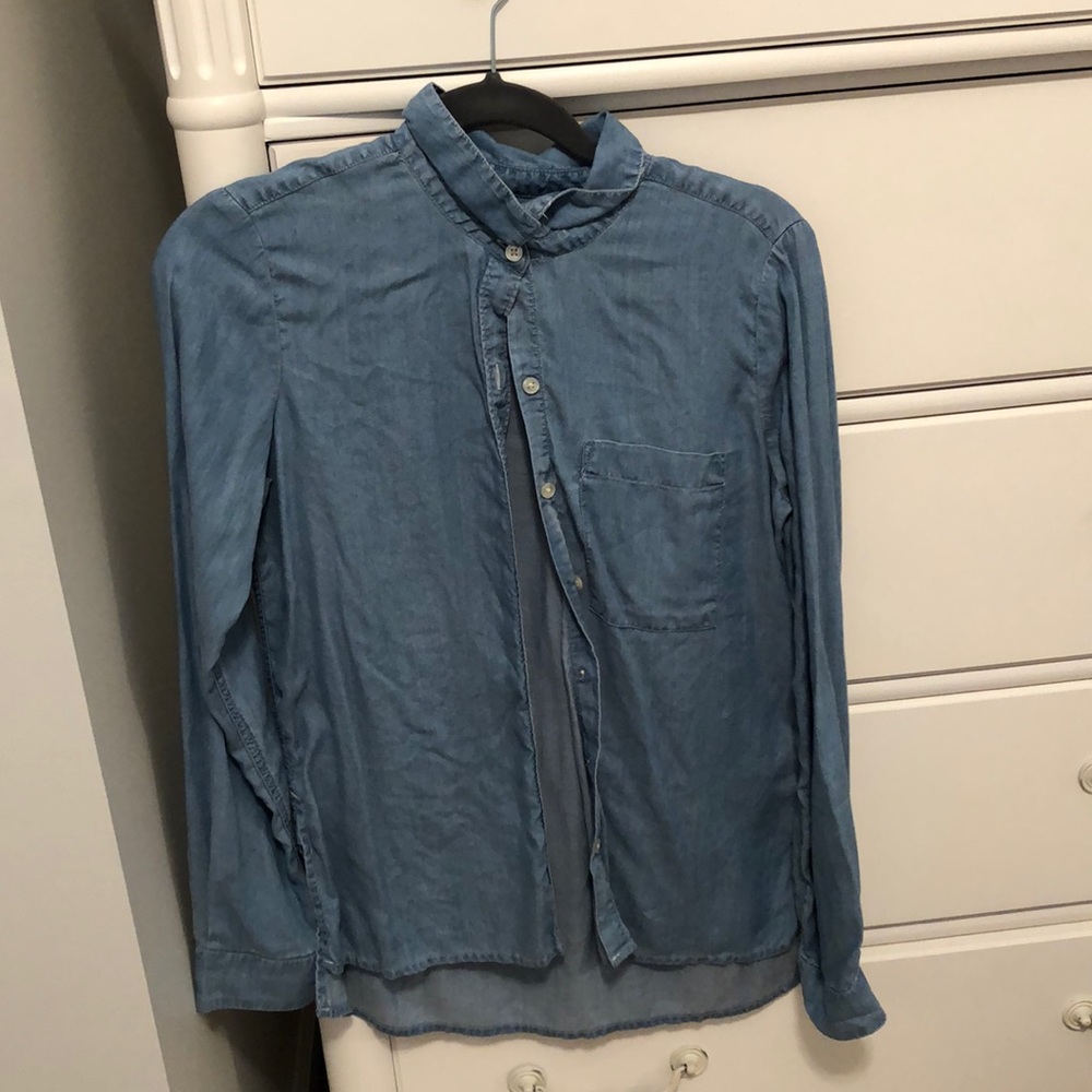 Light t-shirt
